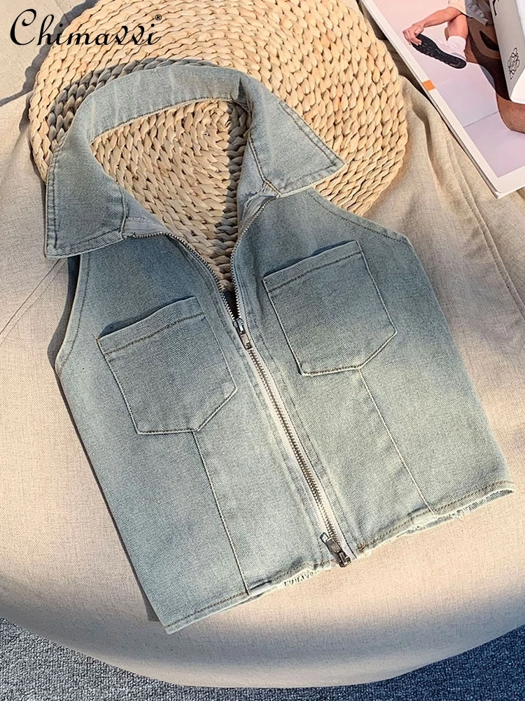 Women's Retro Polo Collar Sleeveless Denim Halterneck Tank 2022 Summer New Solid Color Short Slim fit Crop Top for Female
Women's Retro Polo Collar Sleeveless Denim Halterneck Tank 2022 Summer New Solid Color Short Slim fit Crop Top for Female