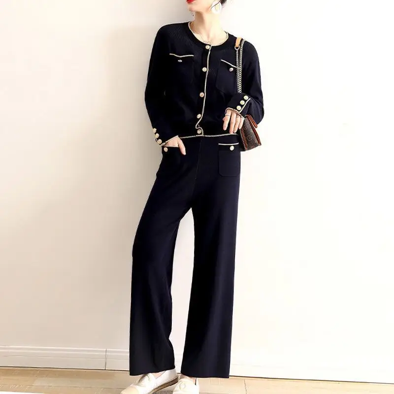 Women 2023 Autumn Winter New Knit 2 Piece Set Single Breasted Cardigan Coats Female Long Wide Leg Pant Ladies Sweater Suits O234
Women 2023 Autumn Winter New Knit 2 Piece Set Single Breasted Cardigan Coats Female Long Wide Leg Pant Ladies Sweater Suits O234