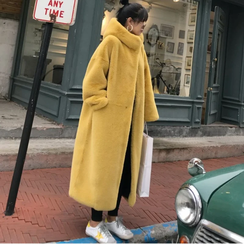 Winter Hooded Women Faux Fur Coat Ladies Thick Warm Outwear Long Fur Jacket Casaco Feminino Inverno Casaco Feminino Tedy Fishion
Winter Hooded Women Faux Fur Coat Ladies Thick Warm Outwear Long Fur Jacket Casaco Feminino Inverno Casaco Feminino Tedy Fishion