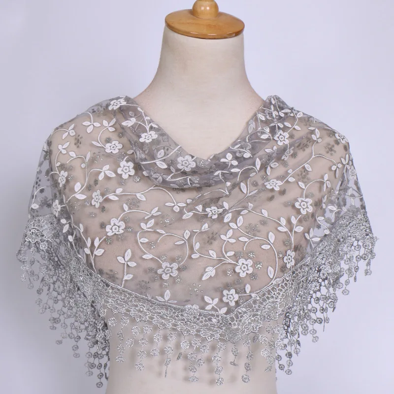 Fashion Headscarf Pure Lace Hollow Tassel Scarf Female Autumn and Winter Long Veil Scarf Europe and America Women Shawl
Fashion Headscarf Pure Lace Hollow Tassel Scarf Female Autumn and Winter Long Veil Scarf Europe and America Women Shawl