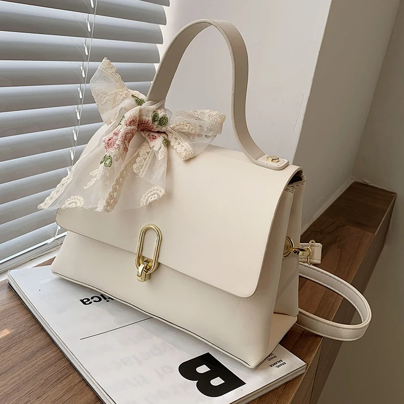 Small PU Leather Crossbody Side Bags with Short Handle for Women 2022 Office Handbags Shoulder Simple Bag Small Kawaii Cute Tote
Small PU Leather Crossbody Side Bags with Short Handle for Women 2022 Office Handbags Shoulder Simple Bag Small Kawaii Cute Tote