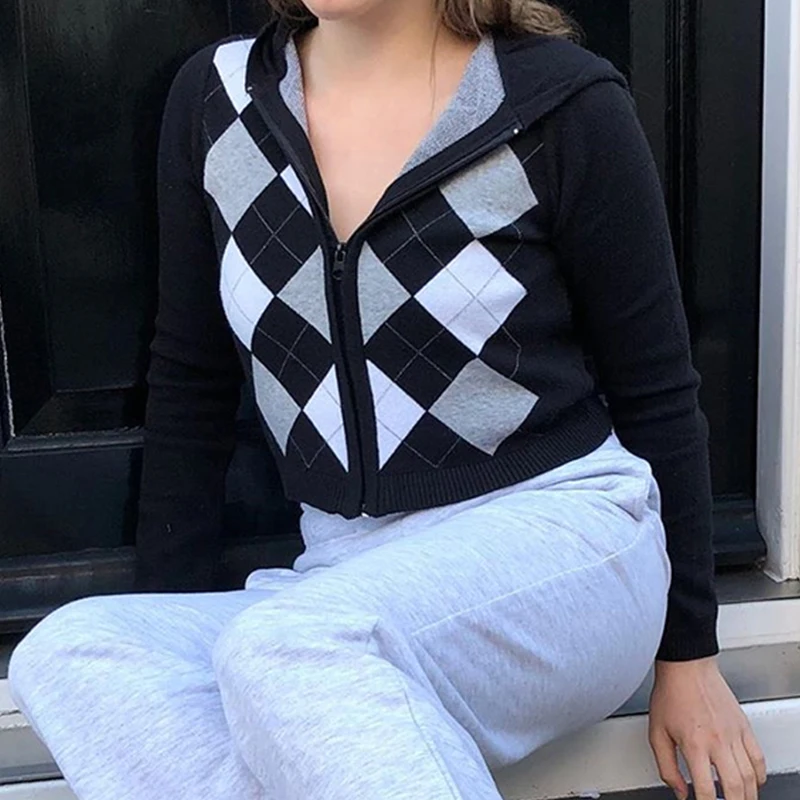 Vintage Argyle Plaid Knitted Long Sleeve Zipper Hooded Cardigan Sweaters Women 2021 Autumn Y2K Crop Knitwear Tops Streetwear
Vintage Argyle Plaid Knitted Long Sleeve Zipper Hooded Cardigan Sweaters Women 2021 Autumn Y2K Crop Knitwear Tops Streetwear