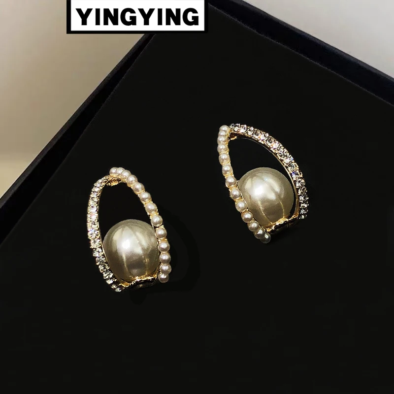 Серьги YINGACC в форме Луны, изысканные темпераментные серьги, простые женские маленькие короткие серьги, Простые Модные серьги в стиле Джокер...
Серьги YINGACC в форме Луны, изысканные темпераментные серьги, простые женские маленькие короткие серьги, Простые Модные серьги в стиле Джокер...