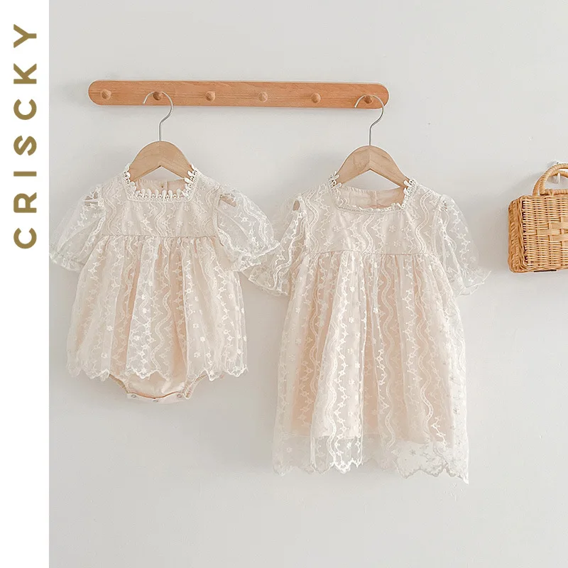 Newborn Baby Clothes Girl Short Sleeve Lace Jumpsuit Girls Dress Summer Infant Toddler One Piece Romper Girls Outfit
Newborn Baby Clothes Girl Short Sleeve Lace Jumpsuit Girls Dress Summer Infant Toddler One Piece Romper Girls Outfit