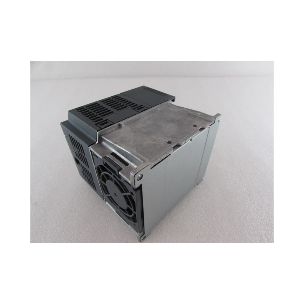 japan inverters inverter 220v to 380v FR-A720-00240-NA 
japan inverters inverter 220v to 380v FR-A720-00240-NA