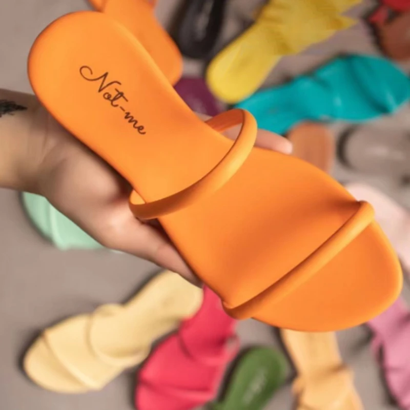 Slippers Women Fashion Summer Non-slip Sandals Shoes Beach Slides 2023 Summer Candy Color One Word Belt Casual Sandals Ladies
Slippers Women Fashion Summer Non-slip Sandals Shoes Beach Slides 2023 Summer Candy Color One Word Belt Casual Sandals Ladies
