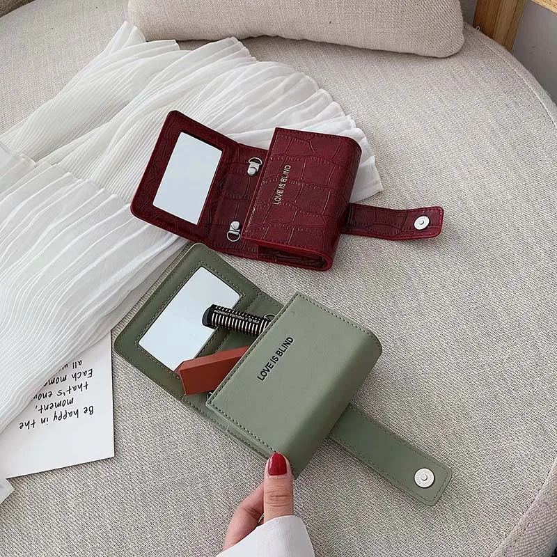 Fashion Mini Wallet Shoulder Storage Bags PU Leather Cosmetic Bags Small Portable Crossbody Bags for Women Lipstick Makeup Bags
Fashion Mini Wallet Shoulder Storage Bags PU Leather Cosmetic Bags Small Portable Crossbody Bags for Women Lipstick Makeup Bags