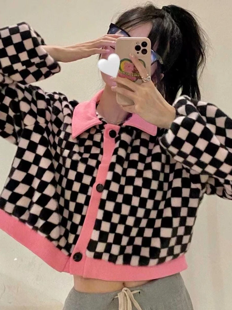 Deeptown Y2K Korean Fashion Plaid Print Jacket Women Harajuku Sexy Button Cardigan Quilted Coat Pink Loose Casual Cropped Tops
Deeptown Y2K Korean Fashion Plaid Print Jacket Women Harajuku Sexy Button Cardigan Quilted Coat Pink Loose Casual Cropped Tops