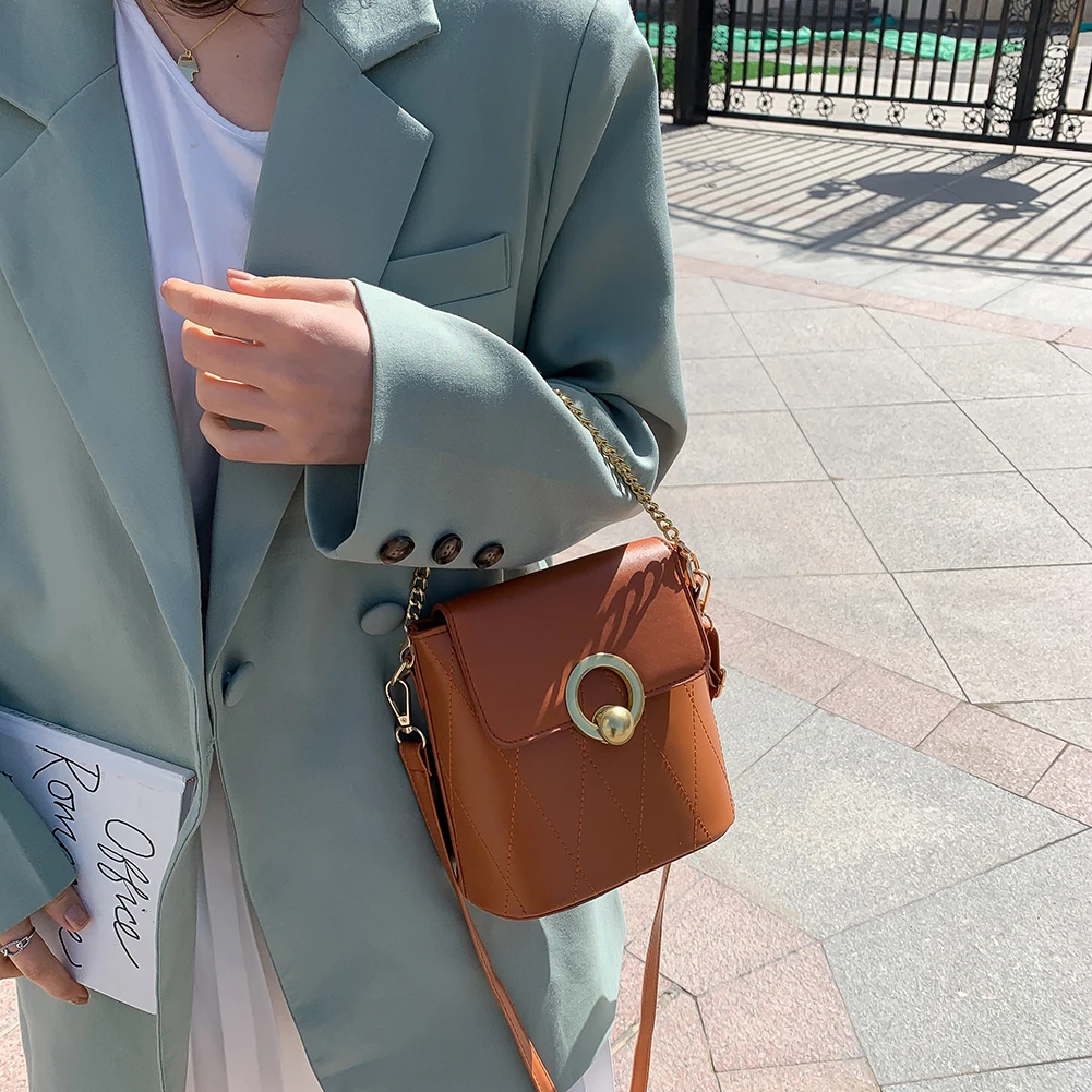 Fashion Women Top-handle Shoulder Bags Leather Female Solid Messenger Tote Bag Chain Female Elegant Crossbody Shoulder Bag
Fashion Women Top-handle Shoulder Bags Leather Female Solid Messenger Tote Bag Chain Female Elegant Crossbody Shoulder Bag