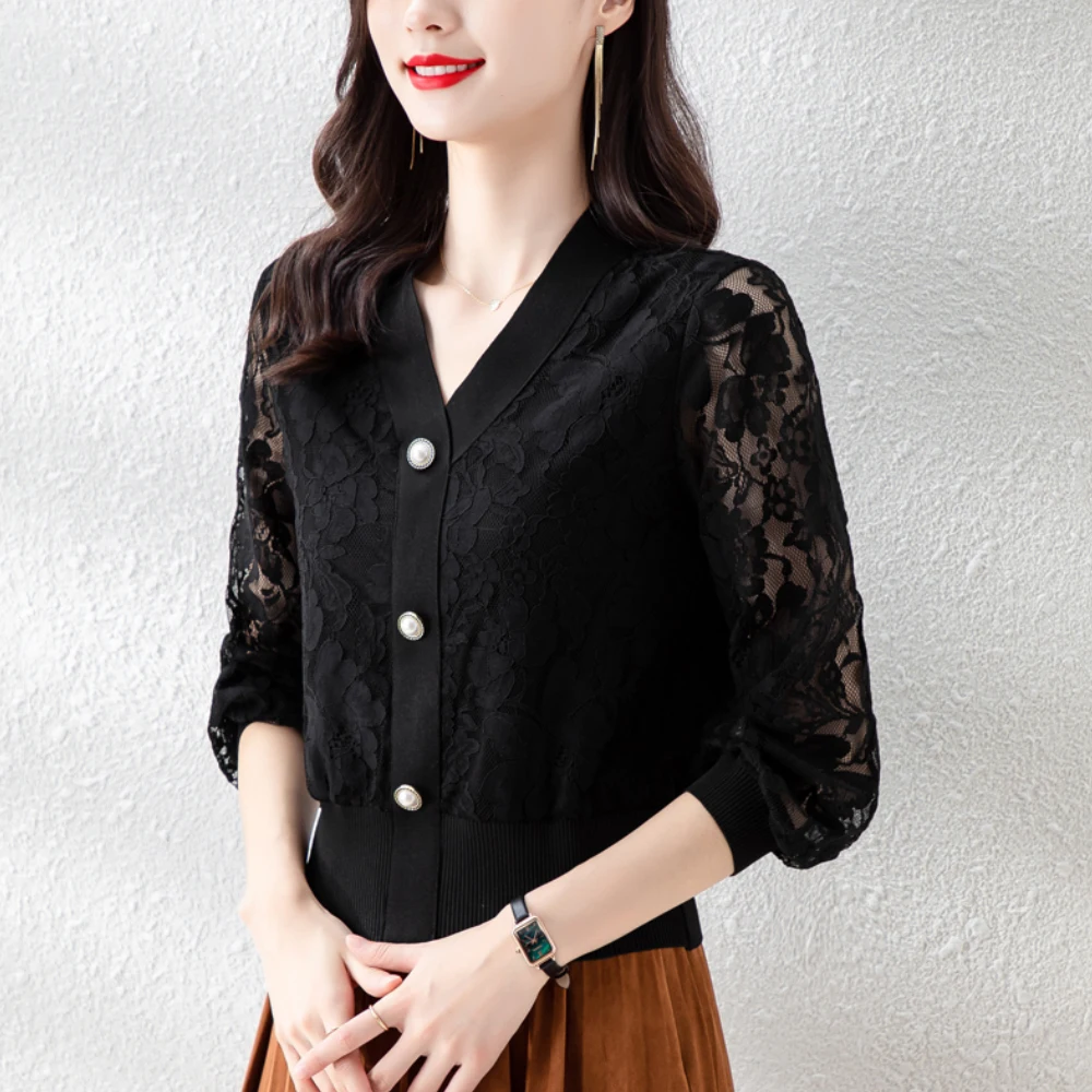 Elegant Hollow Out Black Lace Shirts For Women Vintage V-Neck Breasted Pullovers Blouses Women Autumn Winter Ladies Casual Tops
Elegant Hollow Out Black Lace Shirts For Women Vintage V-Neck Breasted Pullovers Blouses Women Autumn Winter Ladies Casual Tops