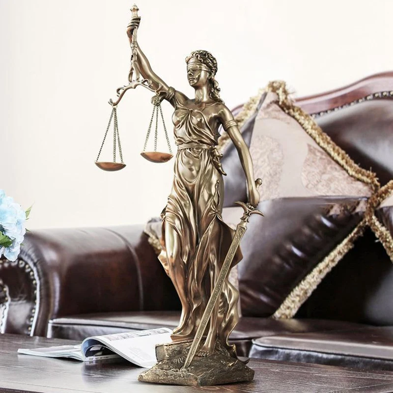 Новинка, 1 шт. статуи справедливой ярмарки Themis, Скульптура Богини юстиции, ремесло из смолы, украшение для дома, искусство, настольное витрин...
Новинка, 1 шт. статуи справедливой ярмарки Themis, Скульптура Богини юстиции, ремесло из смолы, украшение для дома, искусство, настольное витрин...