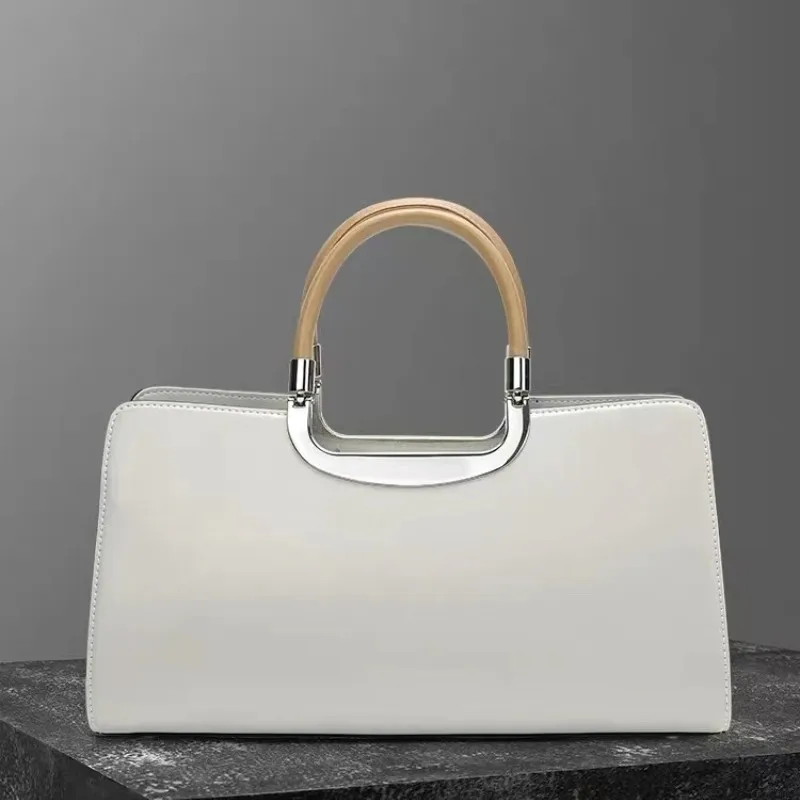 Elegant and Simple White Bag for Women 2023 Summer Handbag for Women's Temperament OL Professional Business Women's Bag Genuine
Elegant and Simple White Bag for Women 2023 Summer Handbag for Women's Temperament OL Professional Business Women's Bag Genuine