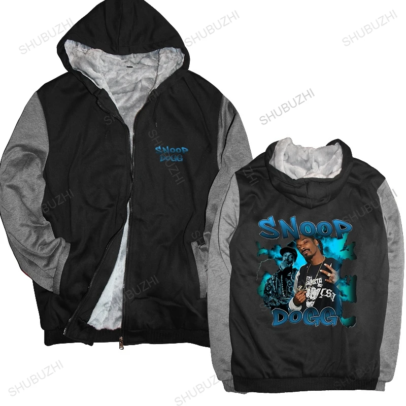 New Style Snoop Doggy Dogg Cartoon hoodie Vintage Graphics thick hoodies Oversized Casual thick hoody hoodies Couple Streetwears
New Style Snoop Doggy Dogg Cartoon hoodie Vintage Graphics thick hoodies Oversized Casual thick hoody hoodies Couple Streetwears