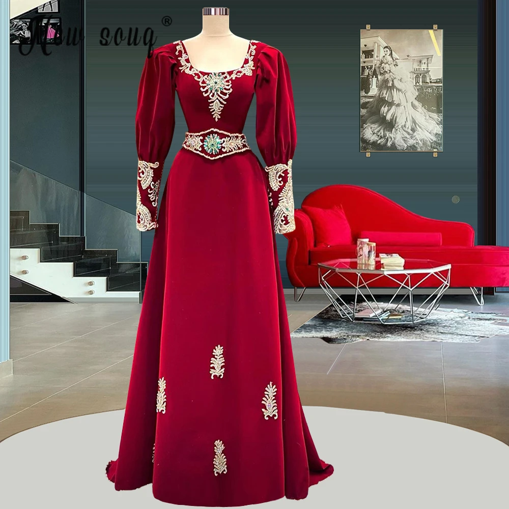 Arabic Burgundy Mermaid Square Neck Evening Dress Gold Applique Formal Long Muslim Party Gowns Dubai Special Occasion Dresses
Arabic Burgundy Mermaid Square Neck Evening Dress Gold Applique Formal Long Muslim Party Gowns Dubai Special Occasion Dresses