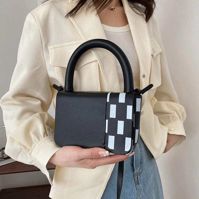 Top Brand Hand Bags for Women New Shoulder Bag Fashion Purse and Handbag Designer Crossbody Bag Candy Color Satchel Cute Clutch
Top Brand Hand Bags for Women New Shoulder Bag Fashion Purse and Handbag Designer Crossbody Bag Candy Color Satchel Cute Clutch