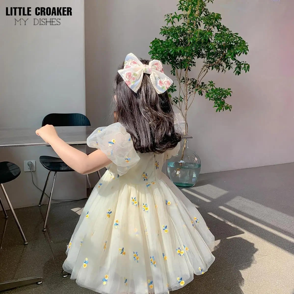 Pageant Formal Bridesmaid Dresses Girls Tulle Fluffy Wedding Princess Dress For Kids Elegant Children Birthday Party Prom Gown
Pageant Formal Bridesmaid Dresses Girls Tulle Fluffy Wedding Princess Dress For Kids Elegant Children Birthday Party Prom Gown