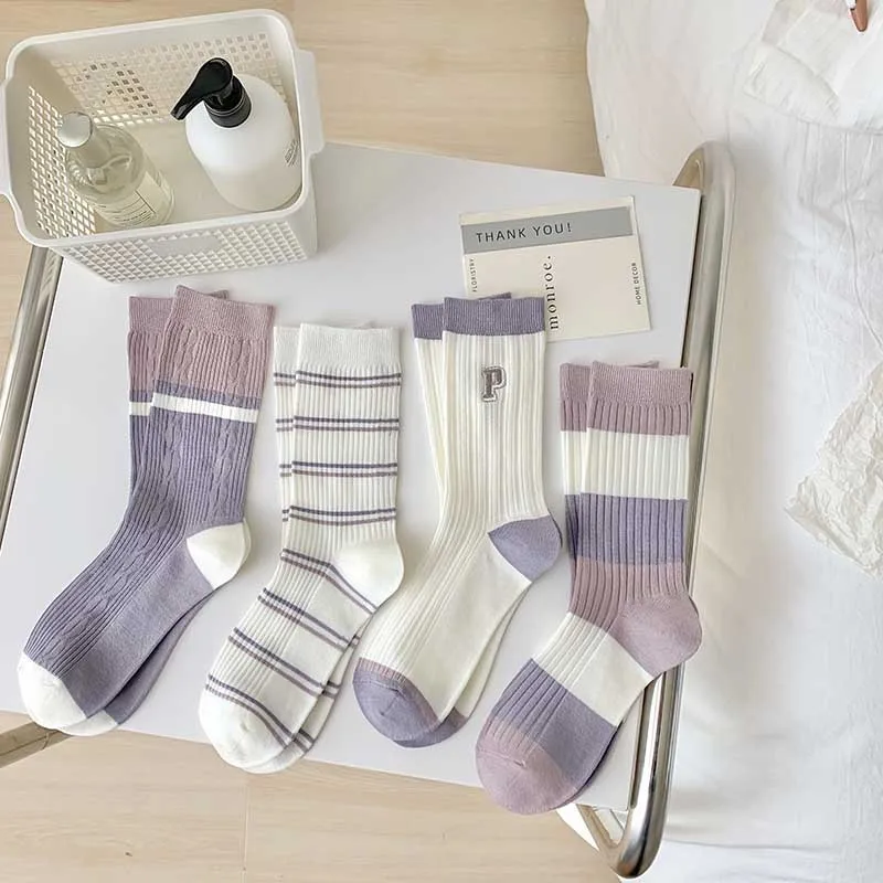 Весенне-летние новые фиолетовые женские носки в полоску в стиле преппи, женские хлопковые носки средней длины, простые дизайнерские носки
Весенне-летние новые фиолетовые женские носки в полоску в стиле преппи, женские хлопковые носки средней длины, простые дизайнерские носки