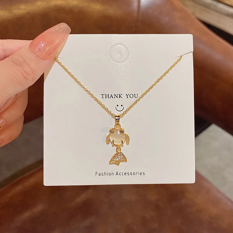 Fashion Jewelry Big Tail Goldfish Necklace Ladies Beautiful Goldfish Animal Pendant Gift
Fashion Jewelry Big Tail Goldfish Necklace Ladies Beautiful Goldfish Animal Pendant Gift