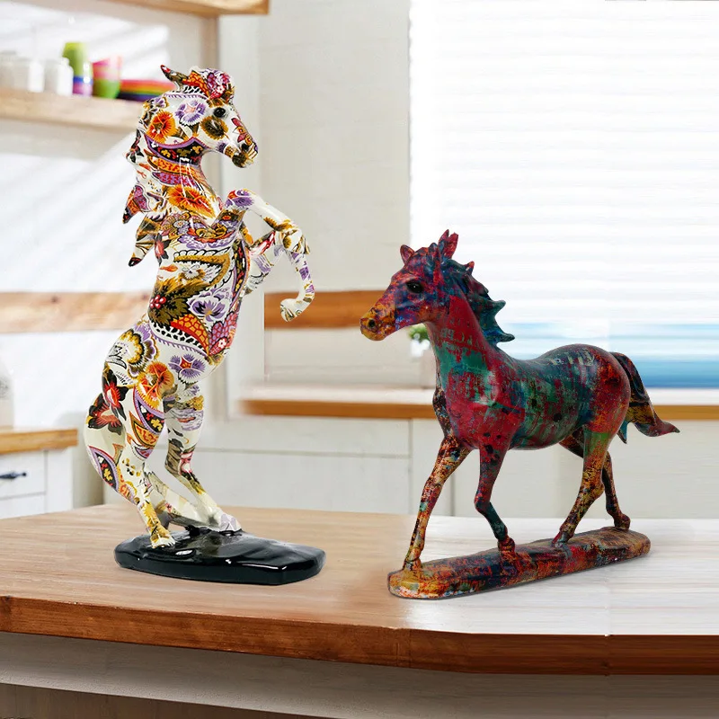 Nordic Modern Painted Colorful Horse Statues Figurines Decorations Modern Home Resin Graffiti Horse Sculpture Ornaments
Nordic Modern Painted Colorful Horse Statues Figurines Decorations Modern Home Resin Graffiti Horse Sculpture Ornaments