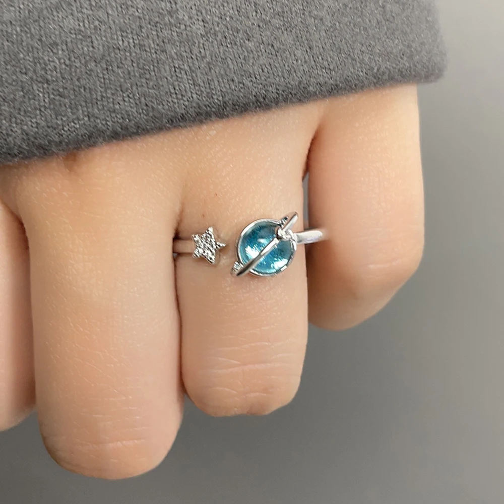 2022 New Fashion Cute Rotatable Planet Star Moon Anxiety Ring for Women Vintage Opal Planet Relief Spinner Fidget Rings Jewelry
2022 New Fashion Cute Rotatable Planet Star Moon Anxiety Ring for Women Vintage Opal Planet Relief Spinner Fidget Rings Jewelry