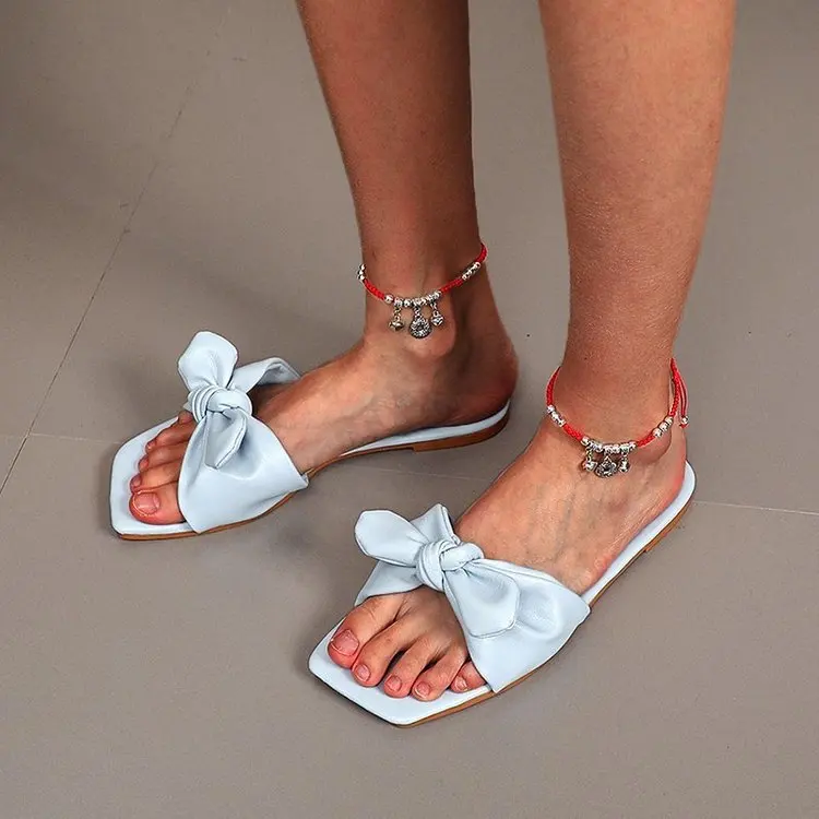 Spring/summer new 2022 outdoor flat leather bow non-slip beach lady slippers casual all-match fashion women sandals
Spring/summer new 2022 outdoor flat leather bow non-slip beach lady slippers casual all-match fashion women sandals