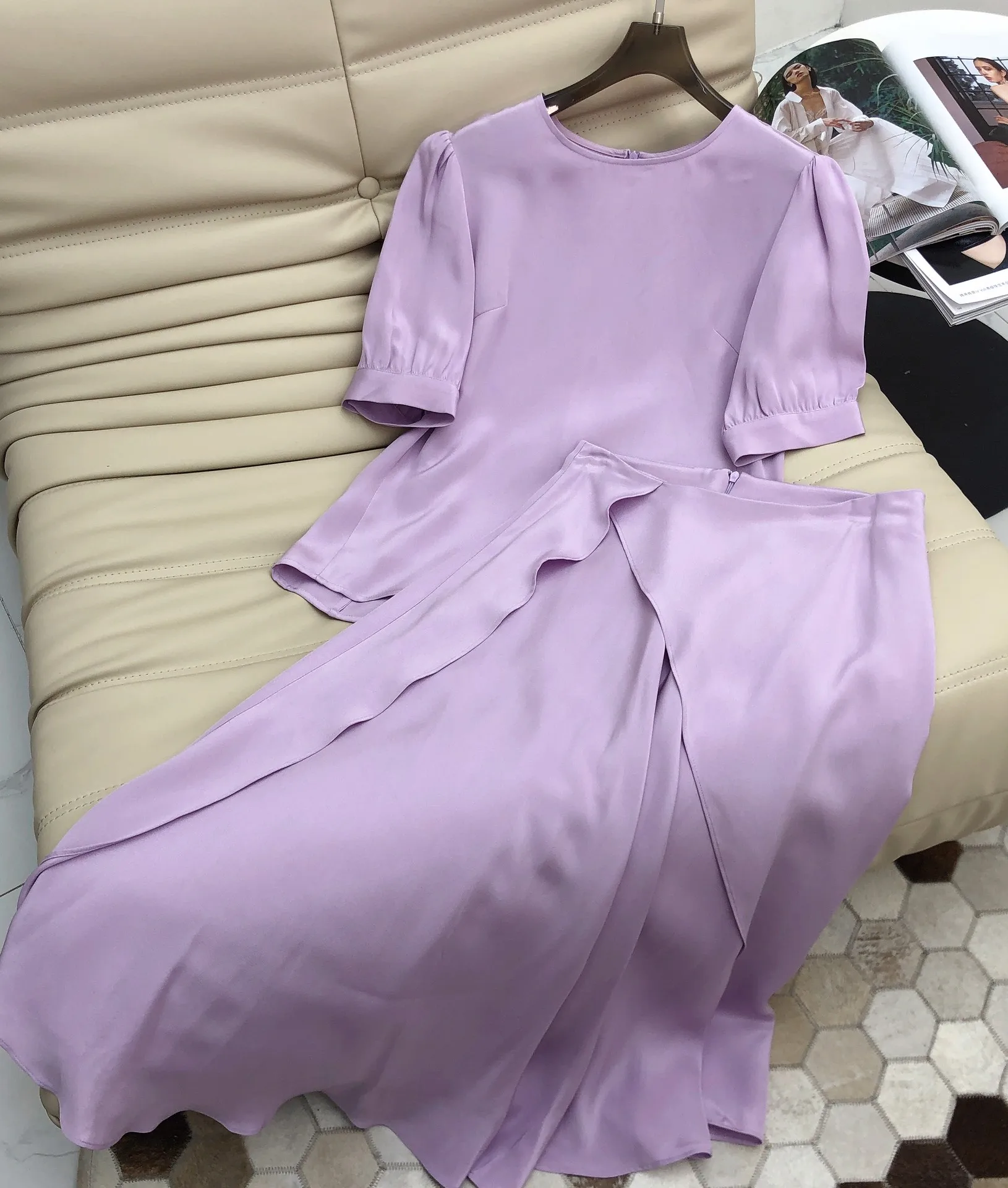 Women's Dress Elegant Dresses For Women 2022 Female Dress Set Woman 2 Pieces Women's Suit High Waist Skirt With Silk Top Suits
Women's Dress Elegant Dresses For Women 2022 Female Dress Set Woman 2 Pieces Women's Suit High Waist Skirt With Silk Top Suits