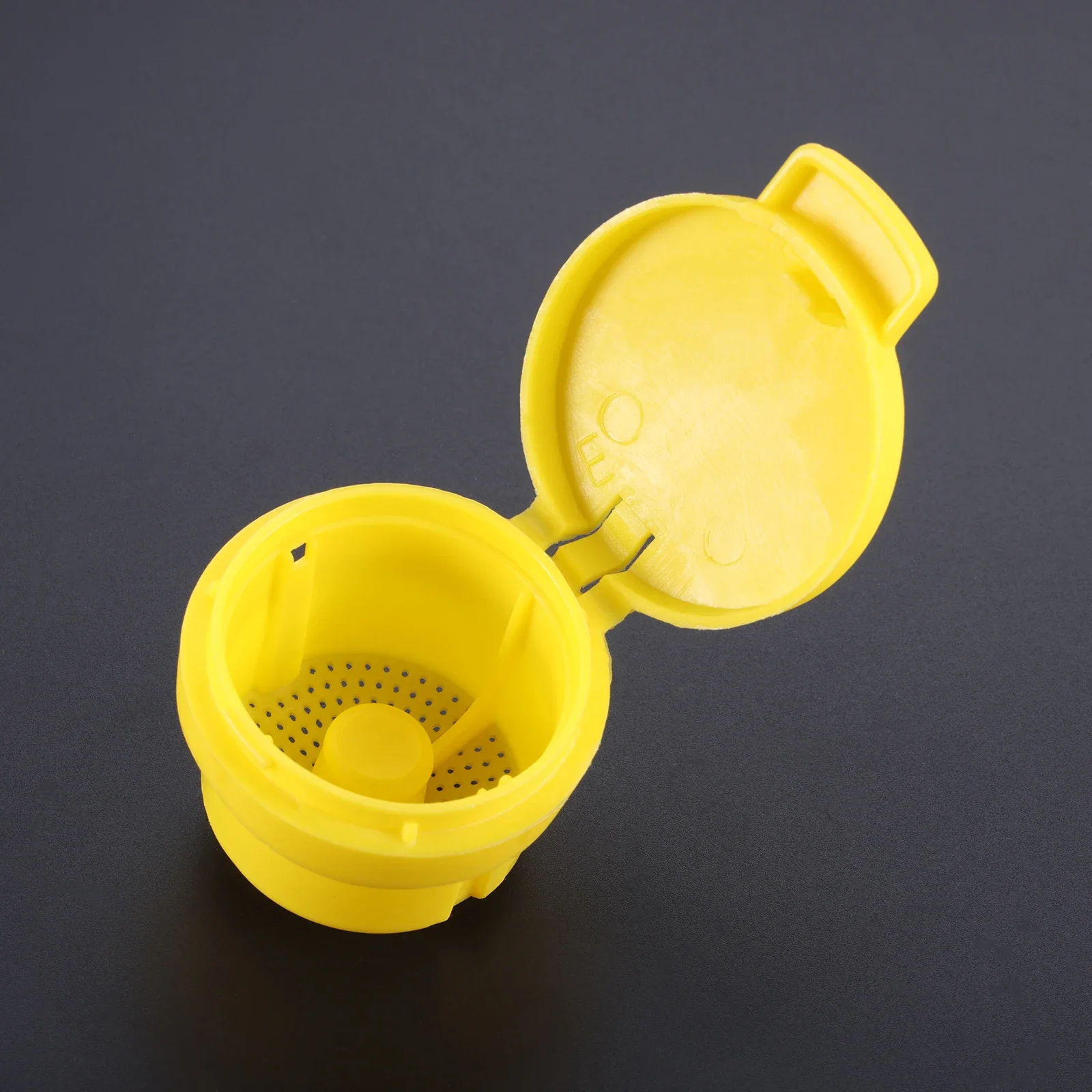 1 шт., крышка для бутылки автомобильной очистителя лобового стекла для Renault for Clio For MK4 2012-2018 289135972R 289130004R 289130005R 
1 шт., крышка для бутылки автомобильной очистителя лобового стекла для Renault for Clio For MK4 2012-2018 289135972R 289130004R 289130005R