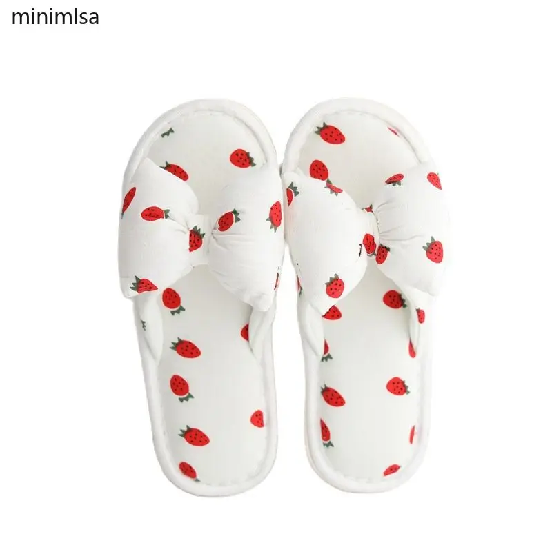 Minimlsa 2022 New Winter Women Cotton Slippers Sweet Strawberry Bow-knot Indoor Floor Shoes Ladies Soft Cotton Flip Flops Slide
Minimlsa 2022 New Winter Women Cotton Slippers Sweet Strawberry Bow-knot Indoor Floor Shoes Ladies Soft Cotton Flip Flops Slide