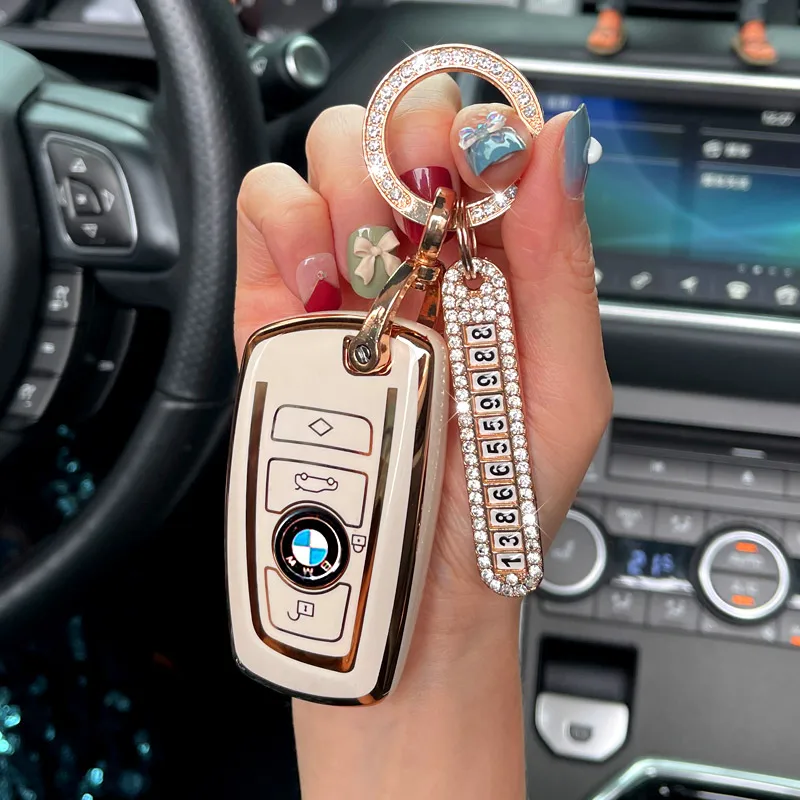 Suitable for BMW car key case 1 3 5 7 series X1 X3 X5 X6 X7 F30 F34 F31 G20 G30 G01 G07 F15 G05 I3 M2 M4 M3 simple car key case
Suitable for BMW car key case 1 3 5 7 series X1 X3 X5 X6 X7 F30 F34 F31 G20 G30 G01 G07 F15 G05 I3 M2 M4 M3 simple car key case