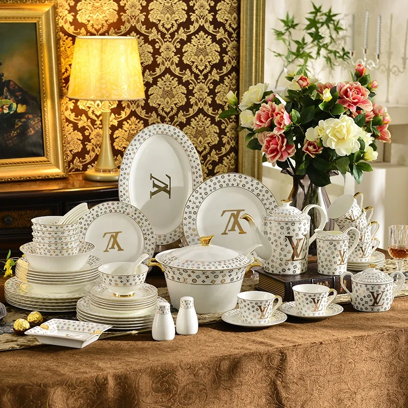 Promotional 58 Pcs Western Europe Luxury Bone China High Value Dinnerware Sets
Promotional 58 Pcs Western Europe Luxury Bone China High Value Dinnerware Sets