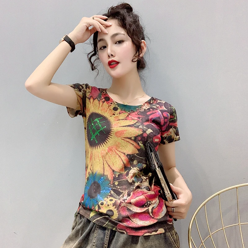 Vintage 3D Flower Print Women T Shirt Short Sleeve Loose Street Casual Tops Summer 2022 New t shirt women
Vintage 3D Flower Print Women T Shirt Short Sleeve Loose Street Casual Tops Summer 2022 New t shirt women