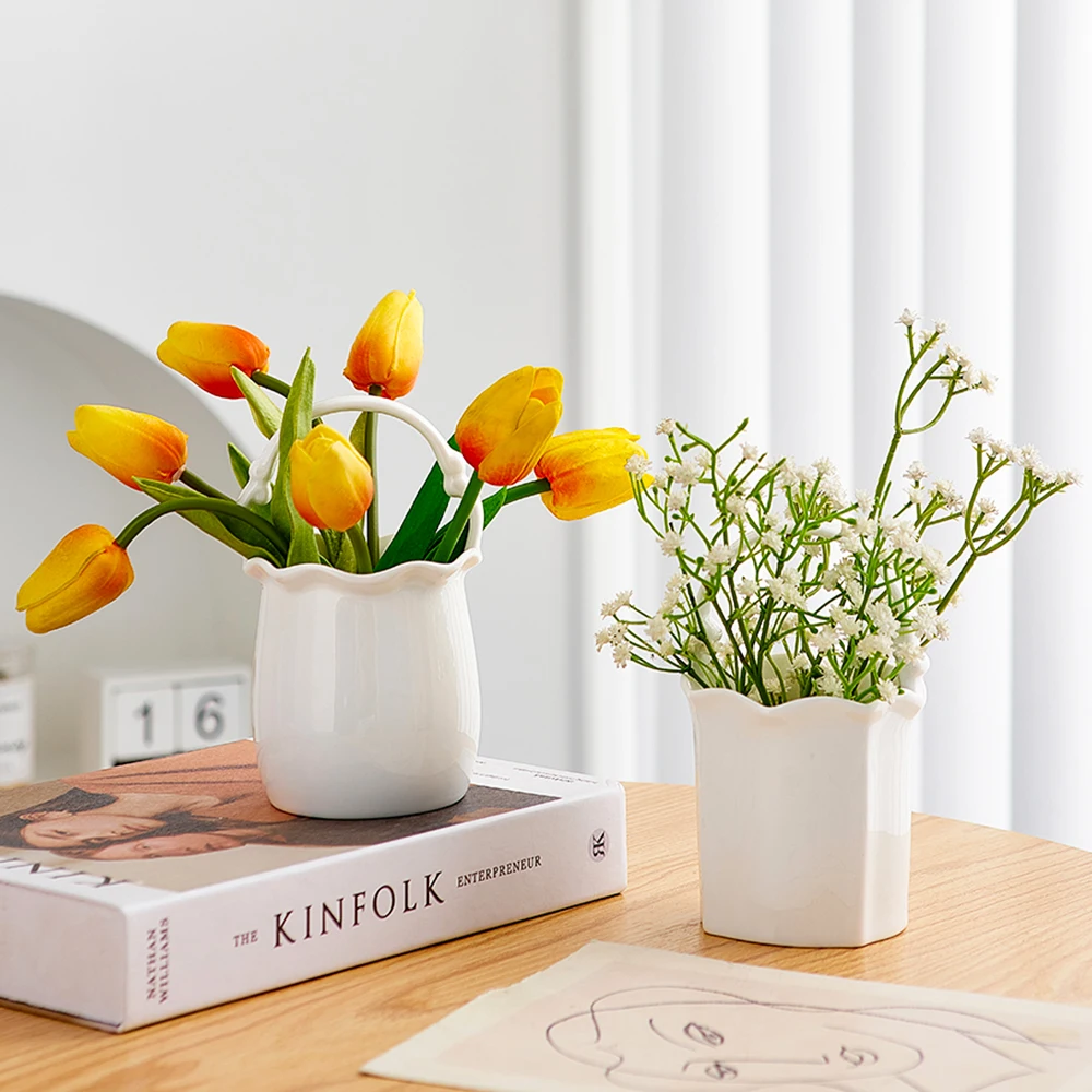 Nordic Style Portable Decorative Vase Ceramic Vase Flower Vase Home Decoration Living Room Decoration Flowers Vase Home Decor
Nordic Style Portable Decorative Vase Ceramic Vase Flower Vase Home Decoration Living Room Decoration Flowers Vase Home Decor