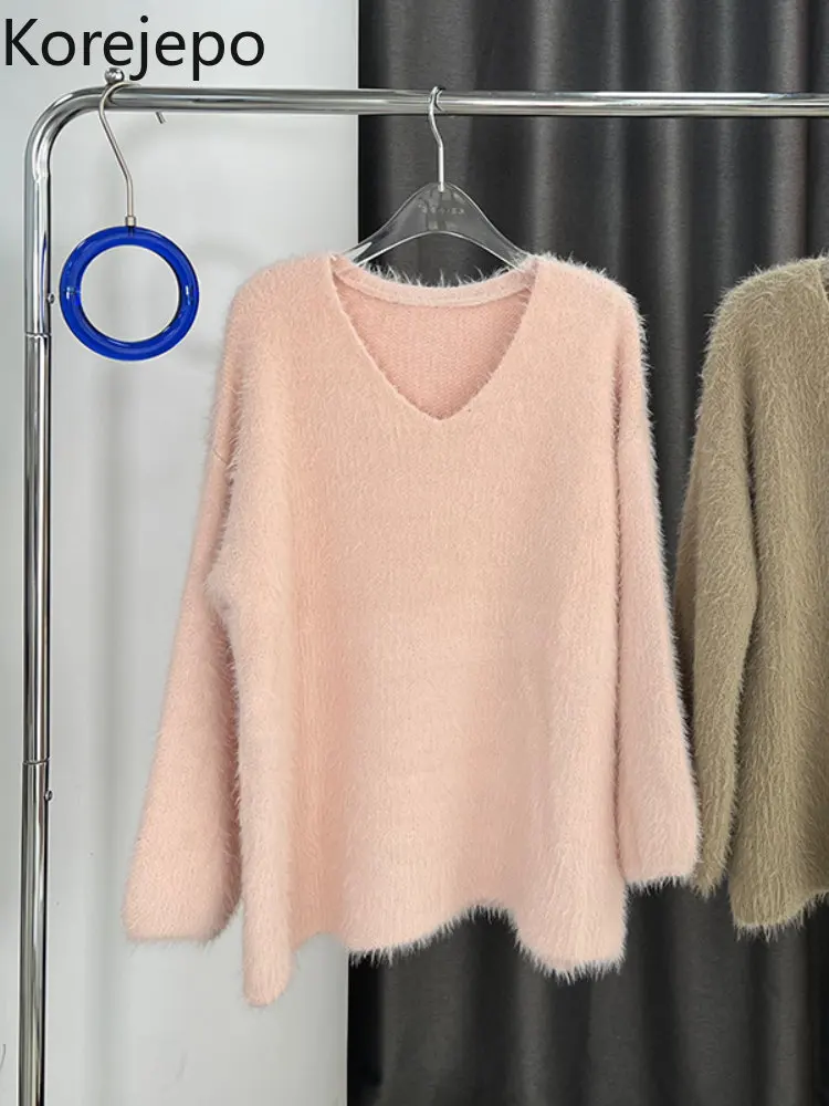 Свитер женский осенне-зимний с V-образным вырезом и длинным рукавом
Свитер женский осенне-зимний с V-образным вырезом и длинным рукавом