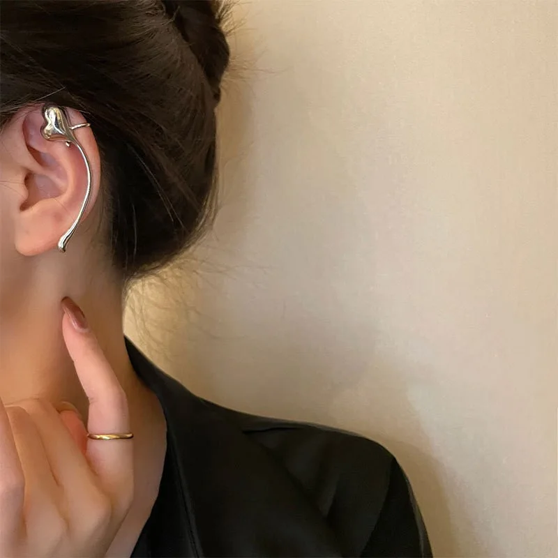 ZN New Fashion Prevent Allergy Silver Color Earrings for Women Punk Vintage Creative LOVE Heart Party Jewelry Ear Clip
ZN New Fashion Prevent Allergy Silver Color Earrings for Women Punk Vintage Creative LOVE Heart Party Jewelry Ear Clip