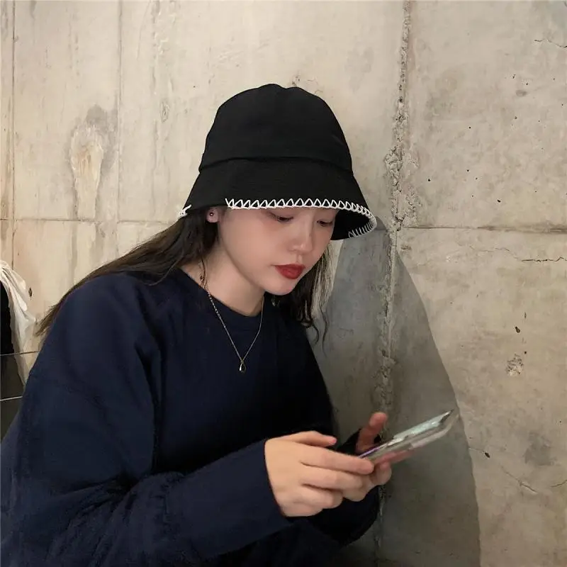 Fashion In South Korea, Personalized Lock Edge, Small Face, Fisherman Hat, Female Sun Shading And Versatile
Fashion In South Korea, Personalized Lock Edge, Small Face, Fisherman Hat, Female Sun Shading And Versatile