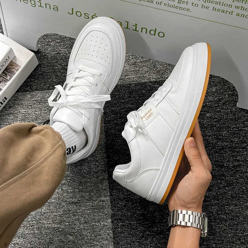 Spring Breathable Men's Shoes Fashion Casual Sports Shoes Men Leather Shoes Breathable Anti Slip Sneakers Male Little White
Spring Breathable Men's Shoes Fashion Casual Sports Shoes Men Leather Shoes Breathable Anti Slip Sneakers Male Little White