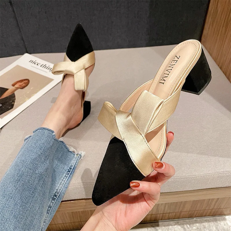 Classic High Heels women Sandals Bowknot Women square heel pumps Shoes Fashion Sexy zapatos Cloth Lady mules Pointed Shoes
Classic High Heels women Sandals Bowknot Women square heel pumps Shoes Fashion Sexy zapatos Cloth Lady mules Pointed Shoes