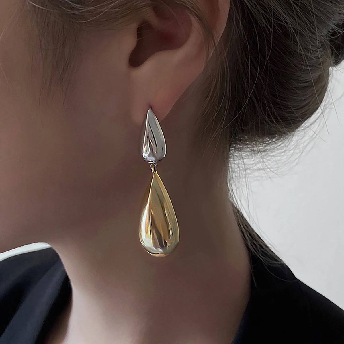 Luxury Gold Silver Color Geometric Water Drop Earring Delicate Simple Long Metal Dangle Earrings Wedding Jewelry Pendant Gifts
Luxury Gold Silver Color Geometric Water Drop Earring Delicate Simple Long Metal Dangle Earrings Wedding Jewelry Pendant Gifts