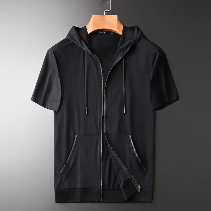 2023 summer new lightweight fashion short sleeve t-shirt men's skin close cool breathable casual jacket top fashion
2023 summer new lightweight fashion short sleeve t-shirt men's skin close cool breathable casual jacket top fashion