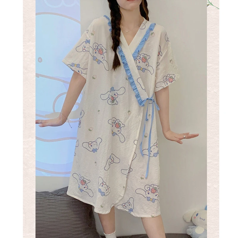 Sanrioed Kawaii Cinnamoroll милые летние кимоно с короткими рукавами мультфильм длинная домашняя Милая Ночная рубашка, которую можно носить на улице
Sanrioed Kawaii Cinnamoroll милые летние кимоно с короткими рукавами мультфильм длинная домашняя Милая Ночная рубашка, которую можно носить на улице