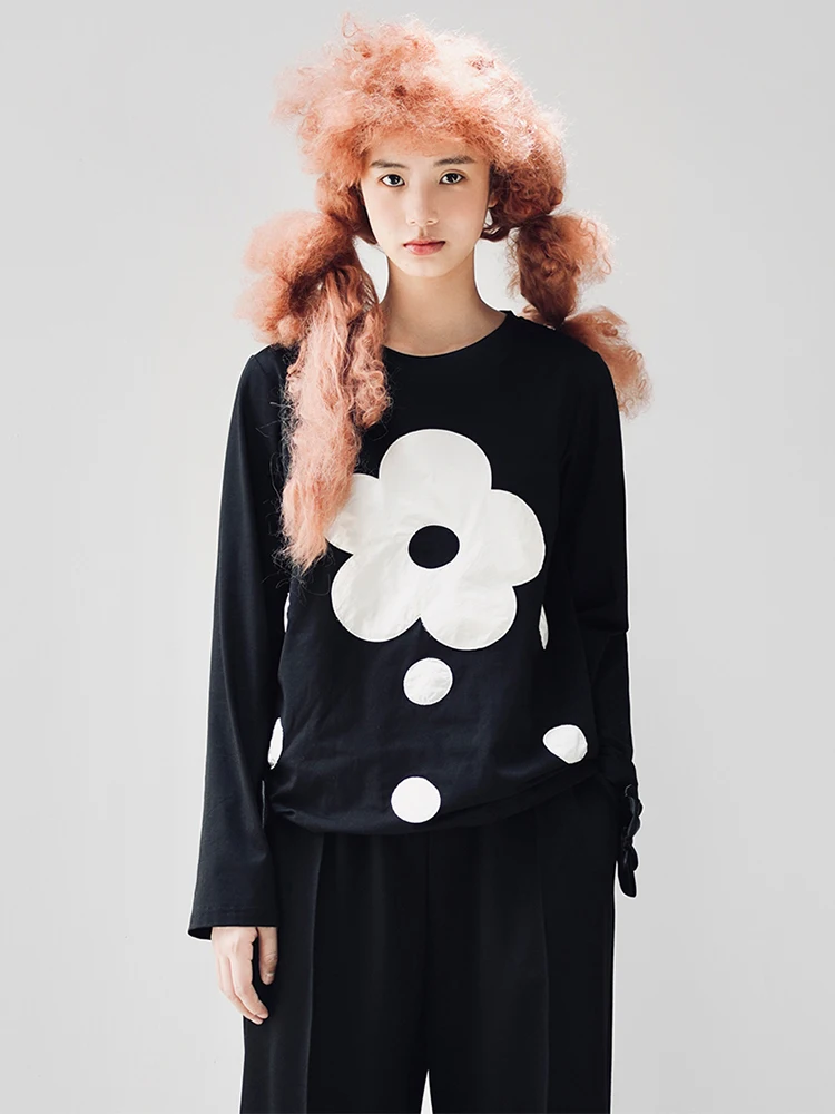 

imakokoni original design cotton long-sleeved t-shirt women's polka dot sweet flower patch all-match top 223669