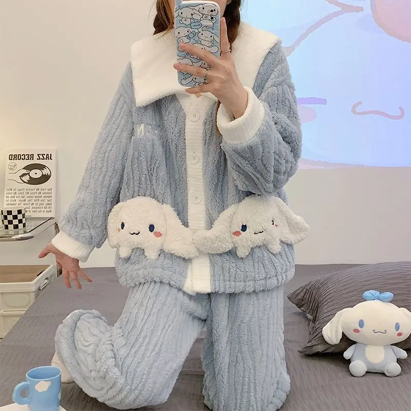 Милая кавайная Sanrioed Cinnamoroll Kuromi My Melody осенне-зимняя Фланелевая Пижама женская плюшевая утепленная Домашняя одежда костюм
Милая кавайная Sanrioed Cinnamoroll Kuromi My Melody осенне-зимняя Фланелевая Пижама женская плюшевая утепленная Домашняя одежда костюм