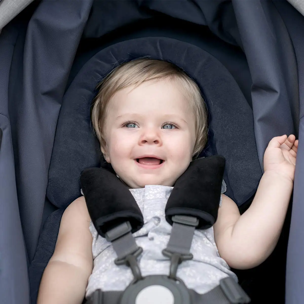 Car Seat Straps Shoulder Pads for Baby Kids, Super Soft Seat Belt Covers for All Car Seats/Pushchair/Stroller
Car Seat Straps Shoulder Pads for Baby Kids, Super Soft Seat Belt Covers for All Car Seats/Pushchair/Stroller