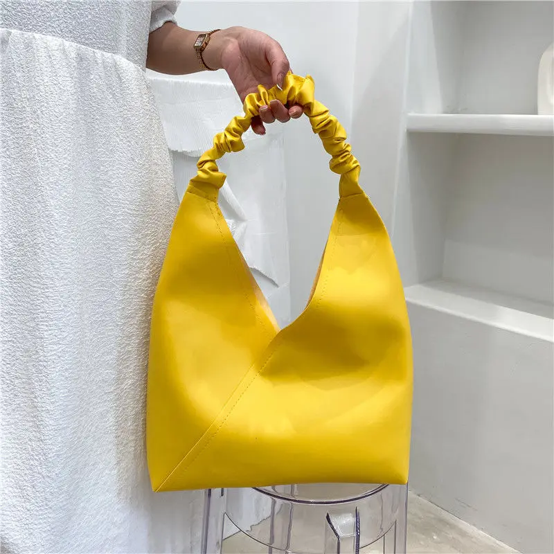 Richme Fashionable Ladies Shoulder Bag Wrinkled Top Handle Sac A Main Femme Summer New French Style Solid Women's Bag 2022 Trend
Richme Fashionable Ladies Shoulder Bag Wrinkled Top Handle Sac A Main Femme Summer New French Style Solid Women's Bag 2022 Trend