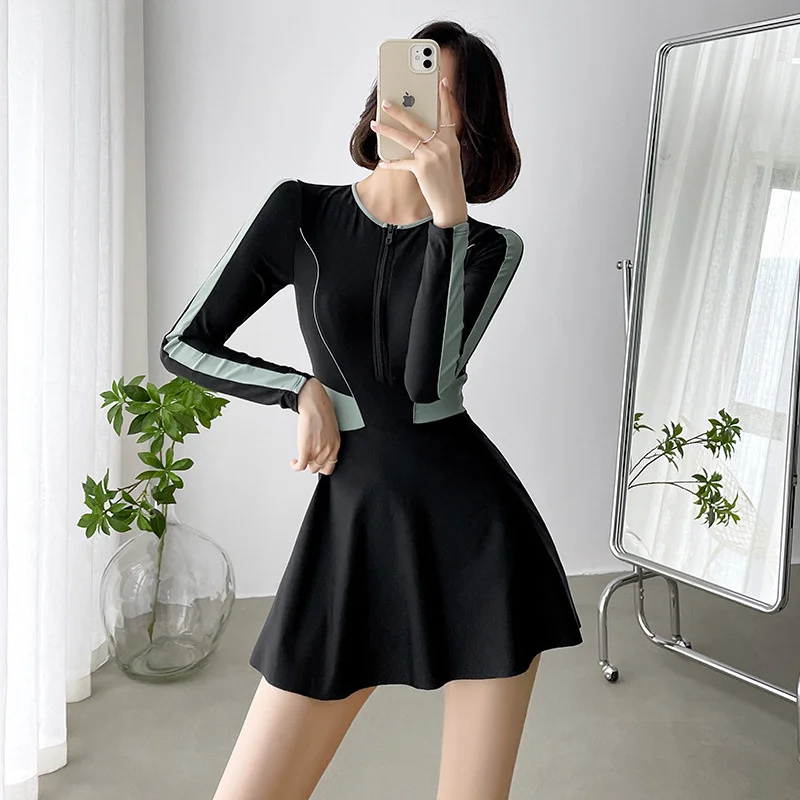 Black Patchwork Swimwear Women O Neck Swimsuit Long Sleeve Bodysuit Beach Bathing Suit Beachwear New Swimdress Bath Clothing
Black Patchwork Swimwear Women O Neck Swimsuit Long Sleeve Bodysuit Beach Bathing Suit Beachwear New Swimdress Bath Clothing