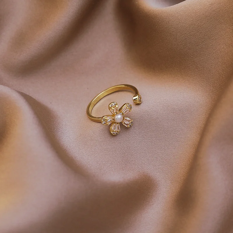 2022 New Fashion Crystal Flower Design Adjustable Rings for Women Hot In Korea Knuckle Ring Girls Dress Jewelry Accessories Gift
2022 New Fashion Crystal Flower Design Adjustable Rings for Women Hot In Korea Knuckle Ring Girls Dress Jewelry Accessories Gift