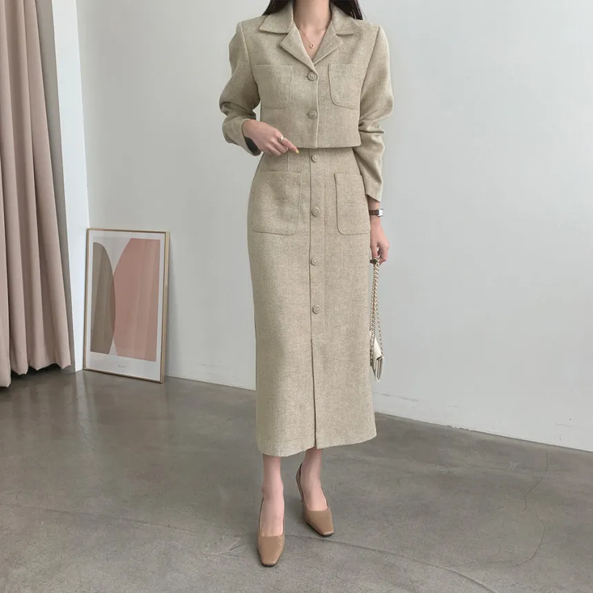 Women's Korean Style Two Pieces Skirt Suits Long Sleeve Crop Blazer Jacket Top + Long Skirt Lady Elegant Skirt Outfits
Women's Korean Style Two Pieces Skirt Suits Long Sleeve Crop Blazer Jacket Top + Long Skirt Lady Elegant Skirt Outfits