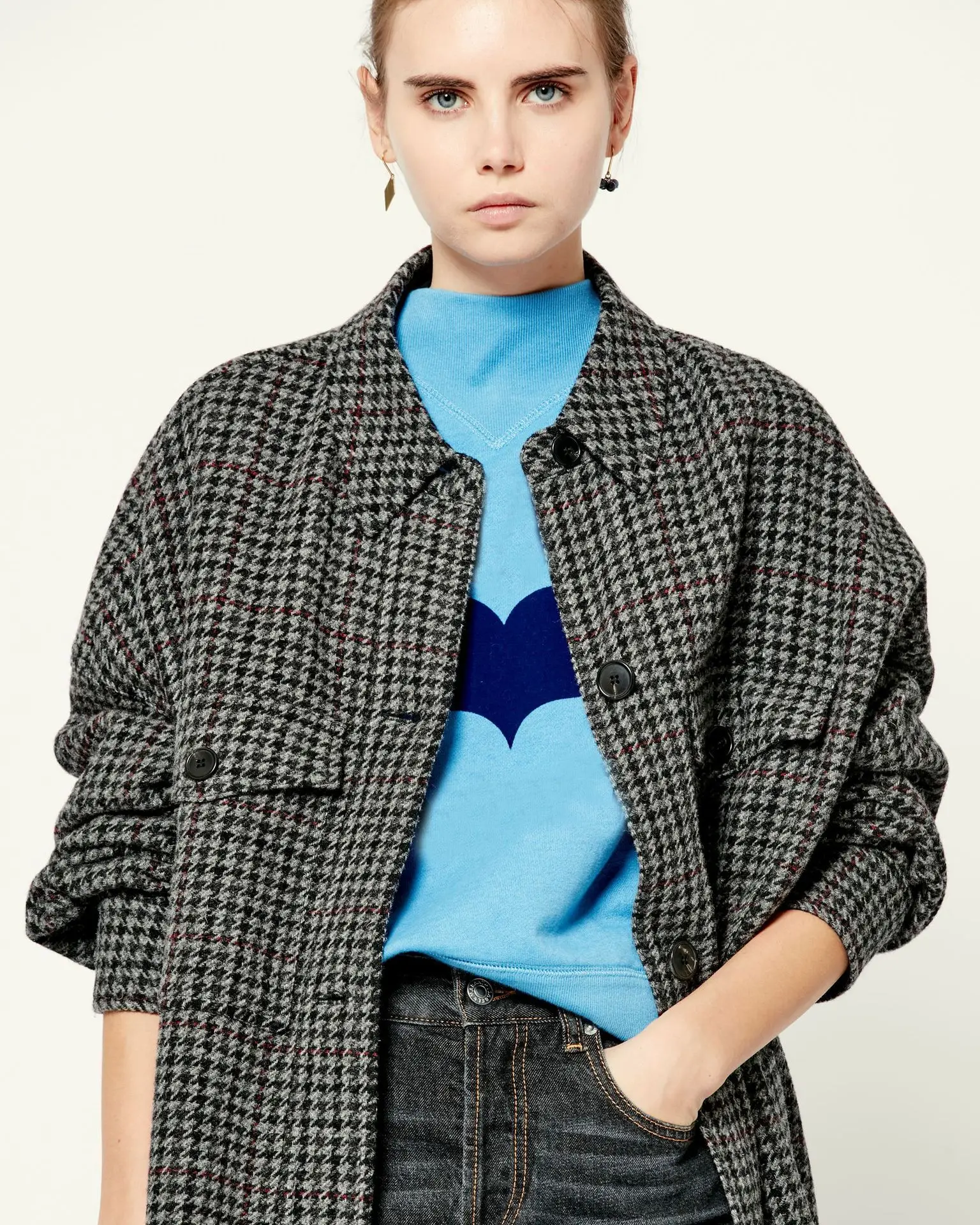 2021 French Autumn and Winter Clothing New Wild Plaid Mid-length Coat Commuter Loose and Thin Long Women Coat
2021 French Autumn and Winter Clothing New Wild Plaid Mid-length Coat Commuter Loose and Thin Long Women Coat