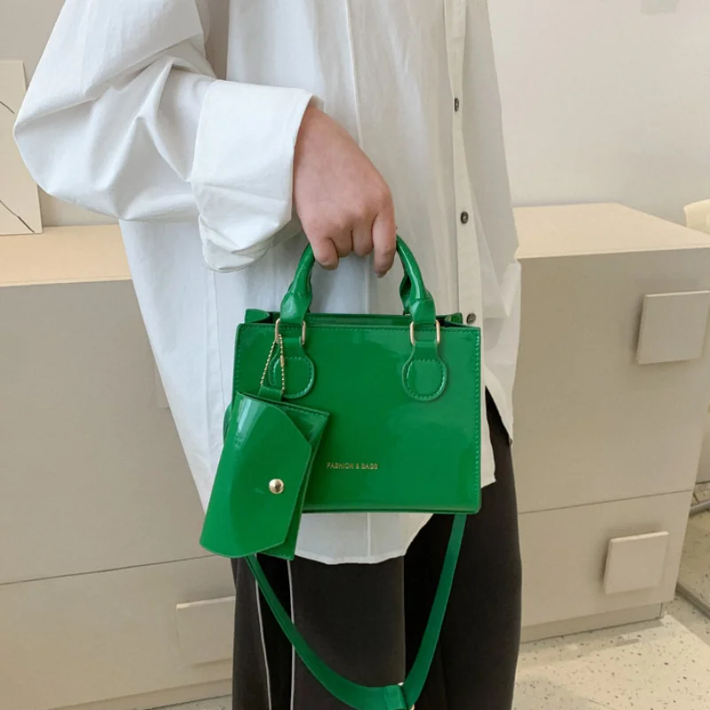 Fashion Female Bag Short Handle Crossbody Bags for Small Luxury Designer Handbag Women's Purses Tote
Fashion Female Bag Short Handle Crossbody Bags for Small Luxury Designer Handbag Women's Purses Tote