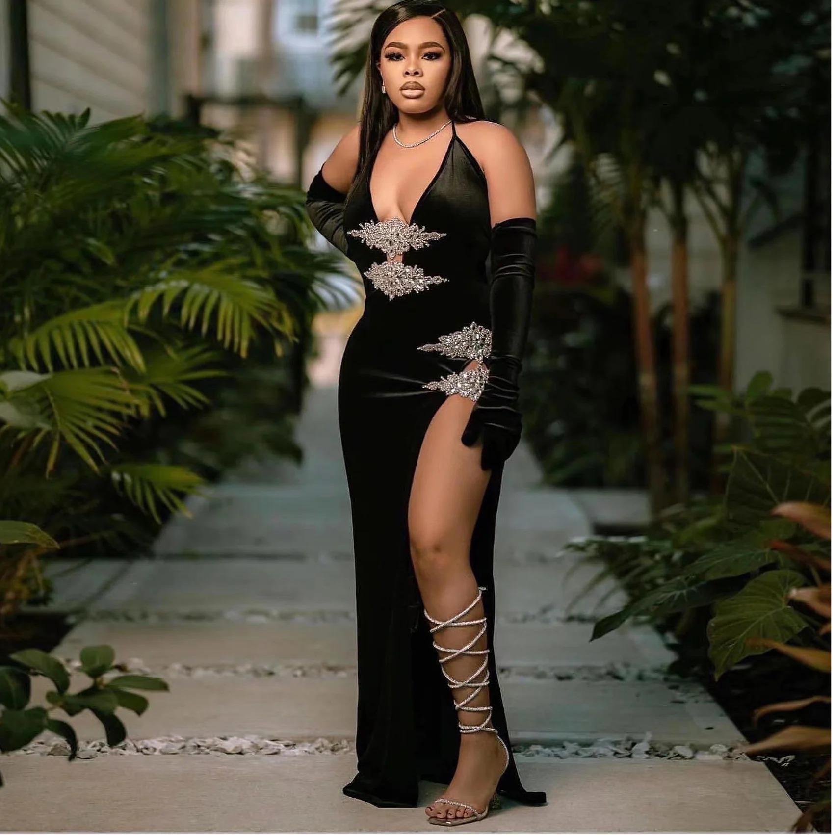 New Black Sexy Prom Dress For African Women Velvet Beads Crystal High Side Slit Evening Party Formal Sexy Mermaid Dresses
New Black Sexy Prom Dress For African Women Velvet Beads Crystal High Side Slit Evening Party Formal Sexy Mermaid Dresses